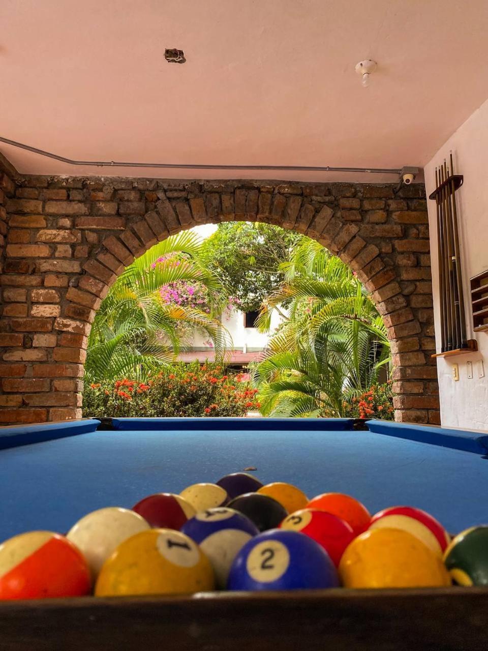 Hotel Y Restaurante Bienmesabe Santa Fe de Antioquia Exterior photo