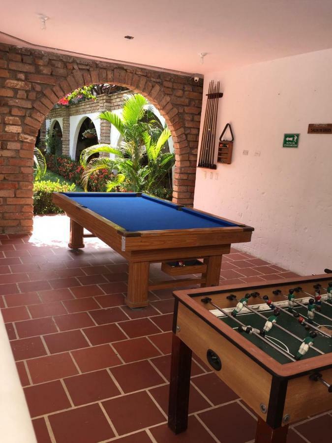 Hotel Y Restaurante Bienmesabe Santa Fe de Antioquia Exterior photo